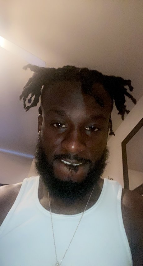 Russell Da Luv Muscle