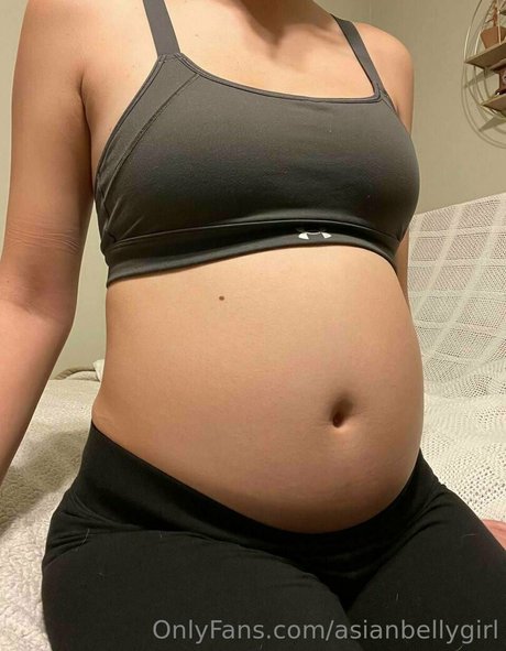 Asianbellygirl