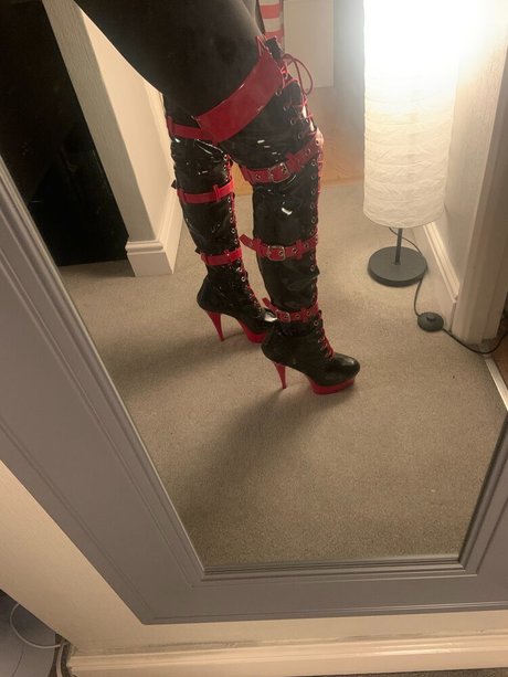 Feet Food Ampamp Travel Mistress