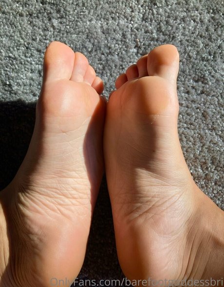 Barefootgoddessbri