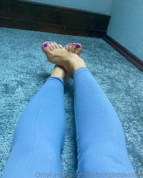 Barefootgoddessbri
