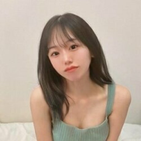 Chiaki Kazama20 Cosplayer