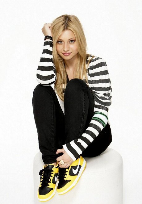 Aly Michalka