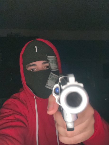 Adrielbarebackstudios