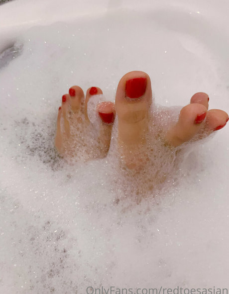 Redtoesasian
