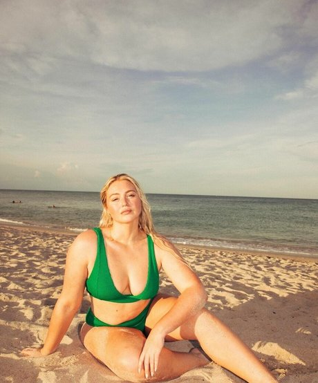 Iskra Lawrence
