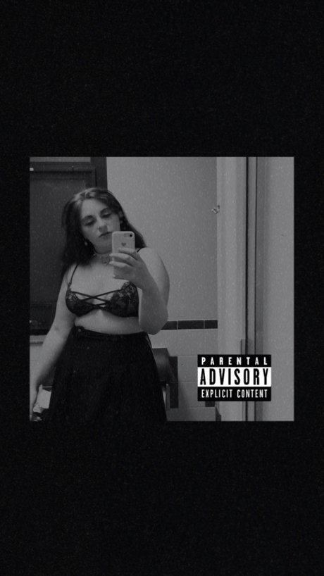 Mara Ur Thicc Goth Gf