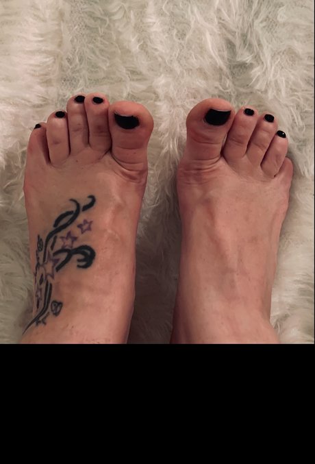 Missjs Pretty Feet