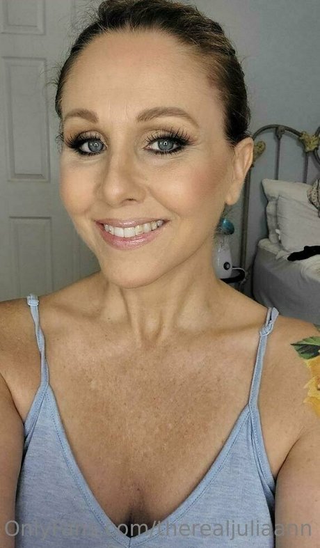 Julia Ann