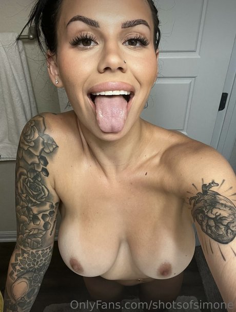 Shotsofsimone