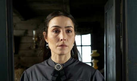 Noomi Rapace