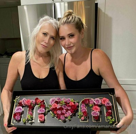 Amandaclaire18