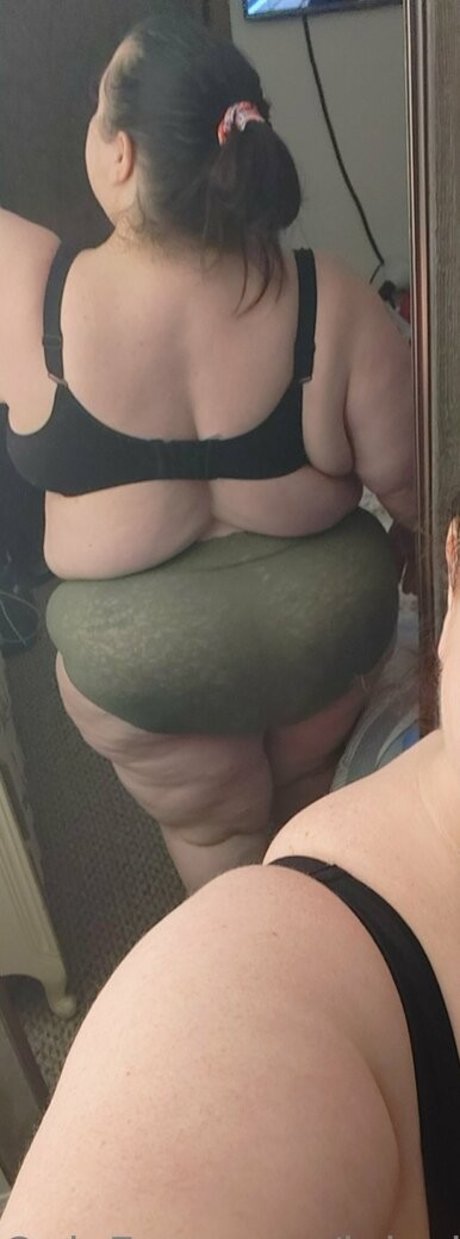 Juicybootybbw