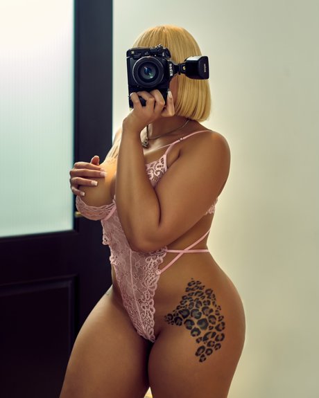 Your Favorite   nude leaked OnlyFans photo