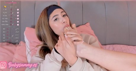 Cam Girls Feet Content