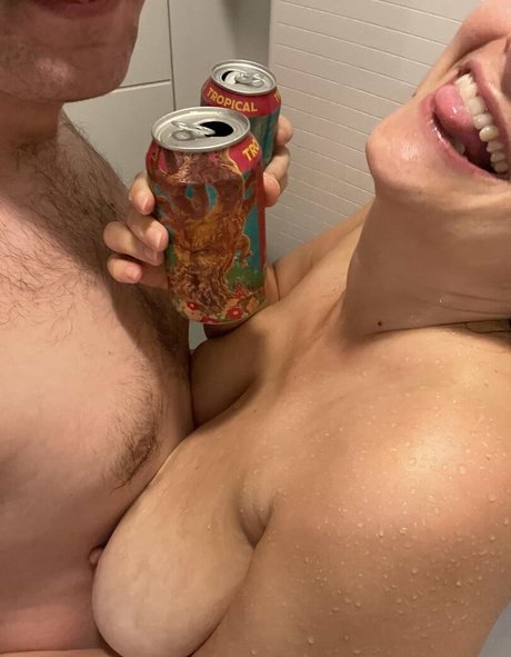 Mollie Peachy Melons