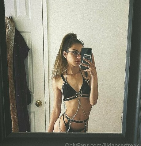 Lildancerfreak