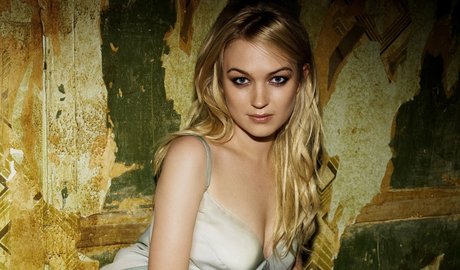 Sophia Myles