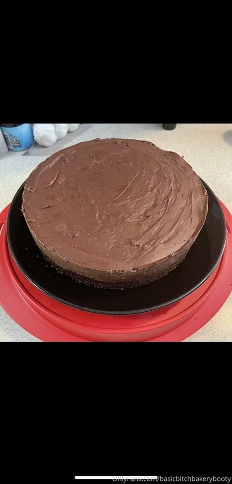 Basicbitchbakerybooty