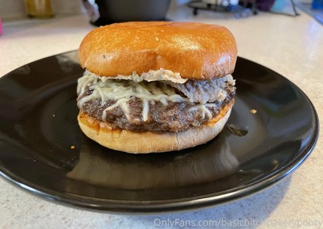 Basicbitchbakerybooty