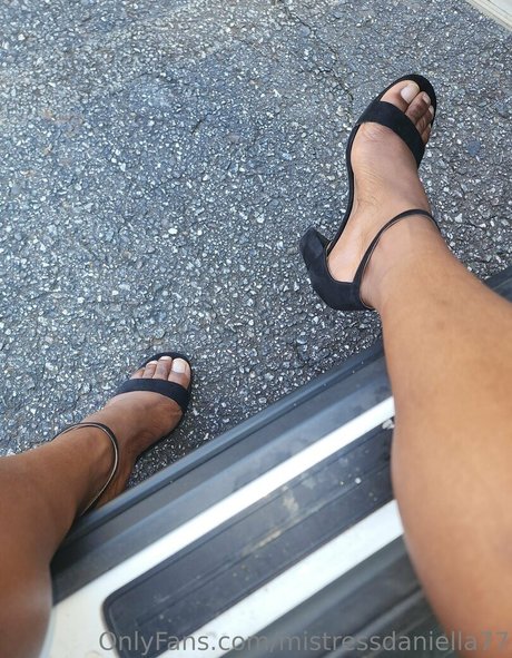 Mistressdaniella77