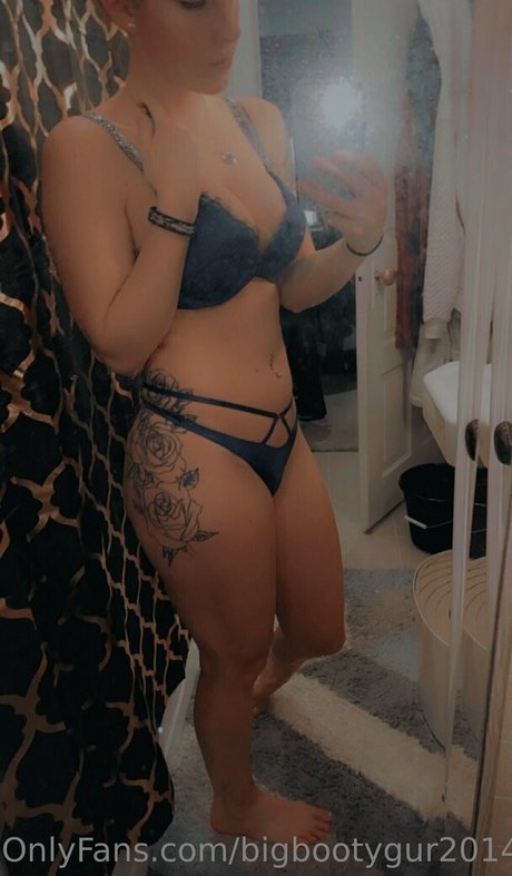 Bigbootygur2014