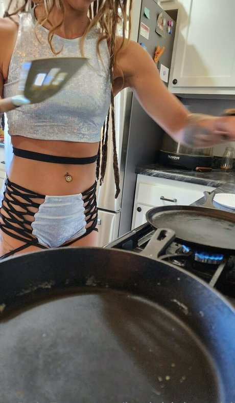 Yourmomgoestocollege1980