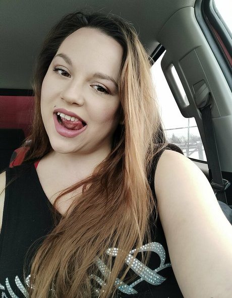 Naughtysarahrosefree