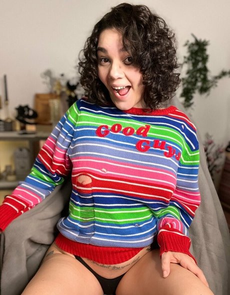 Deashasalwayswatching