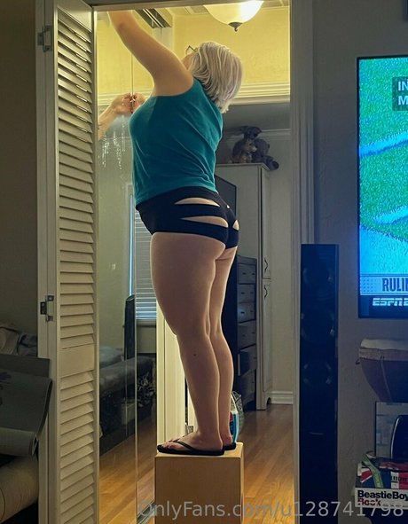 Roxanneandmaxswingers