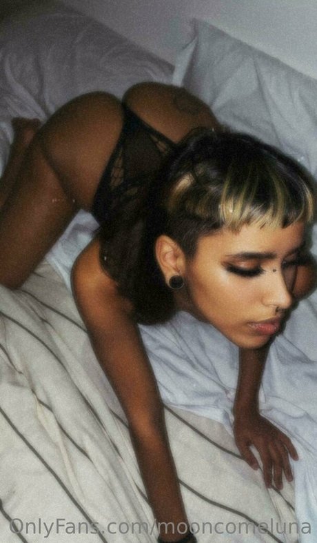 Mooncomeluna