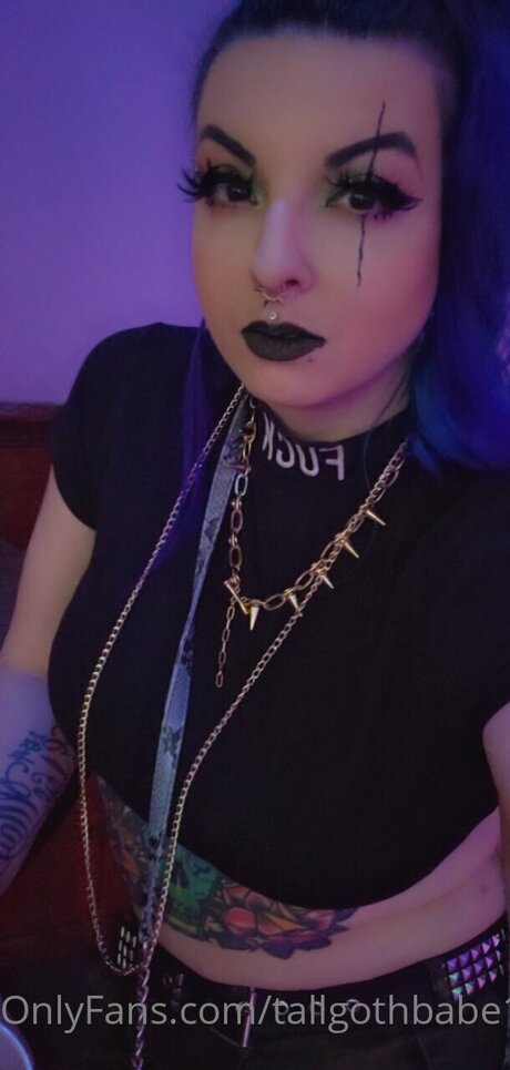 Tallgothbabe14