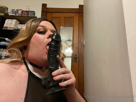 Sissy Erika001