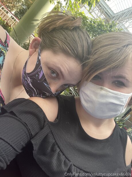 Xsluttycupcakex6669x