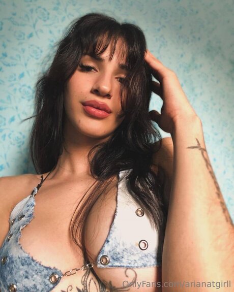 Arianatgirll