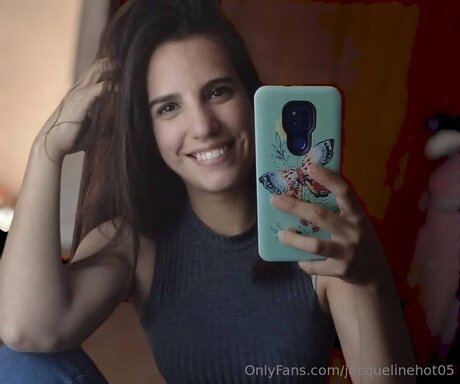 Jacquelinehot05