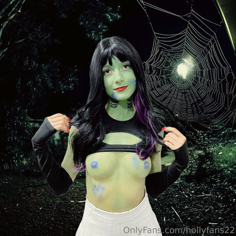 Hollyfans22