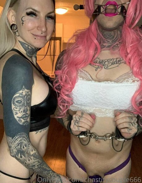 Chastitycouple666