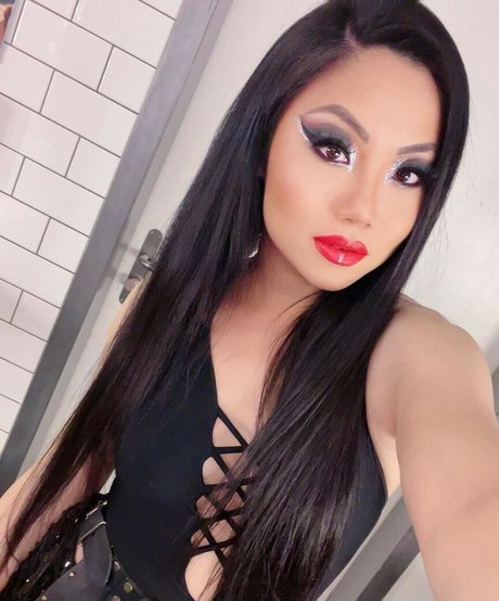 Tina Guo