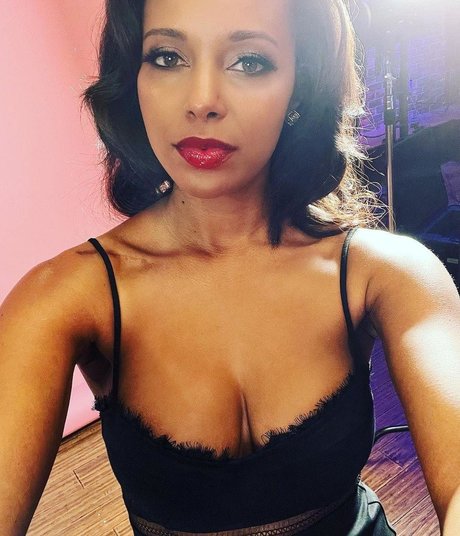 Brandi Rhodes