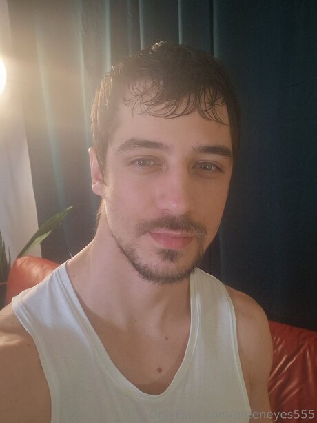 Greeneyes555