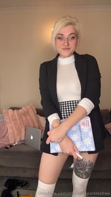 Arabellasparklesfree