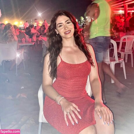 Maricel Freire Hotwife