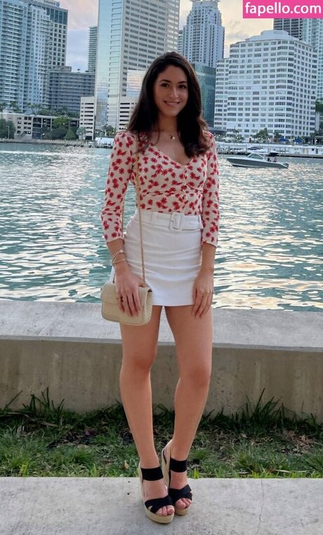 Maricel Freire Hotwife