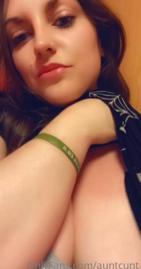 Auntcunt