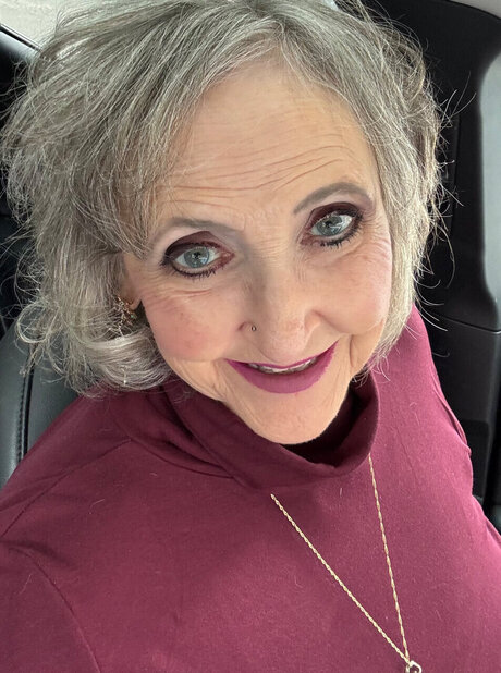 Gilf  Granny  Bbw Censhas Play Site