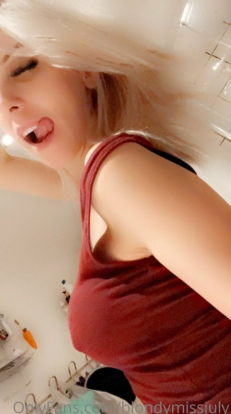 Blondymissjuly