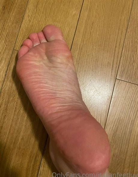 Italianfeetluv