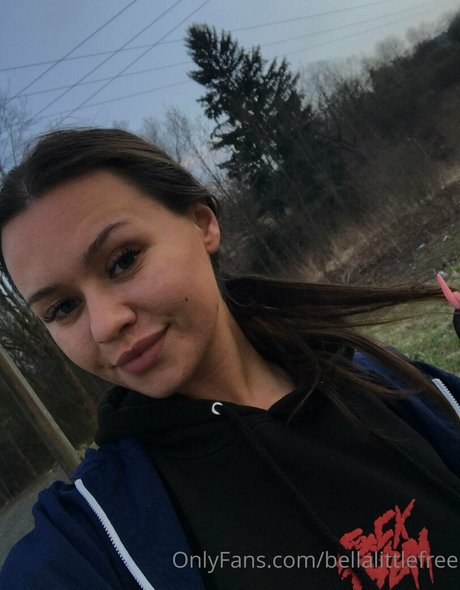 Bellalittlefree22