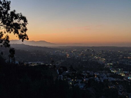 Mocrack Ampamp Drake Tapper